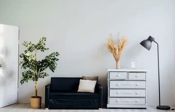 Every listing an Agent has needs to be promoted so that potential customers can find it. A great way to do it is by Social Media, and an even better way is to use videos to do the job! If a picture is worth a thousand words, a video is worth a thousand pictures!